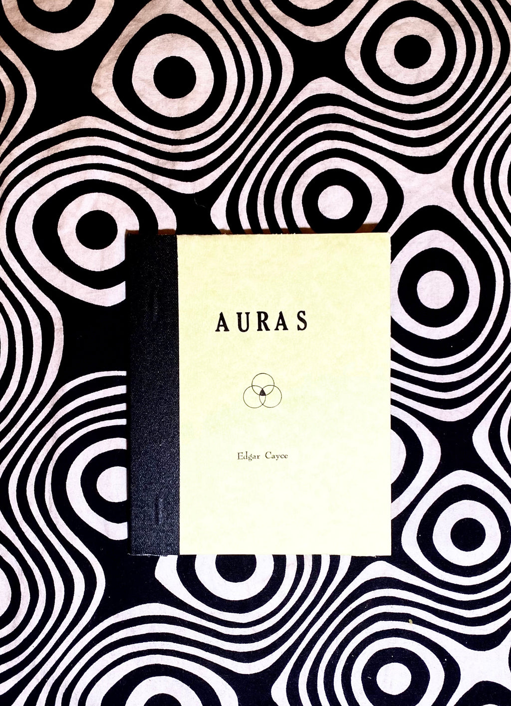 Auras — Edgar Cayce